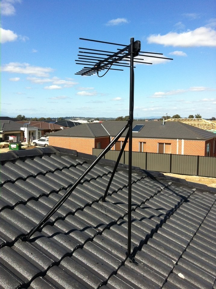 DIGITAL ANTENNA INSTALLATION IN DOREEN.